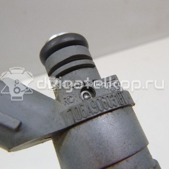 Фото Форсунка инжекторная электрическая  06A906031BT для Seat Leon / Toledo / Altea