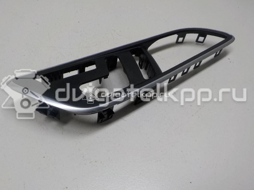 Фото Накладка ручки внутренней  2467200048 для mercedes benz GLA-Class X156 {forloop.counter}}