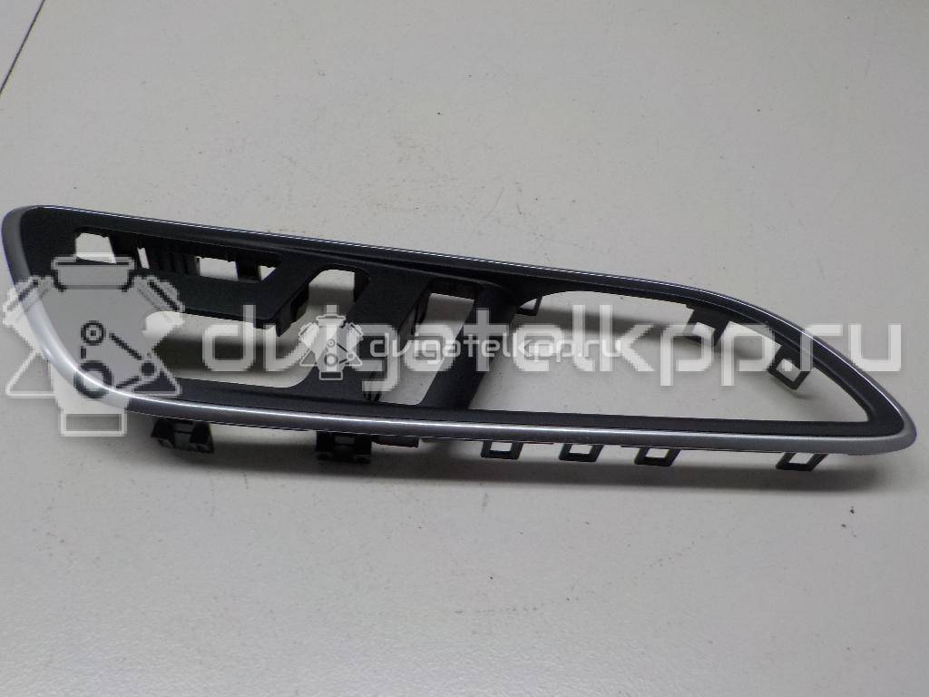 Фото Накладка ручки внутренней  2467200048 для mercedes benz GLA-Class X156 {forloop.counter}}