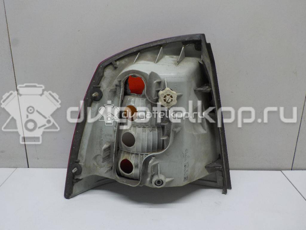 Фото Фонарь задний правый  9117403 для Opel Astra {forloop.counter}}