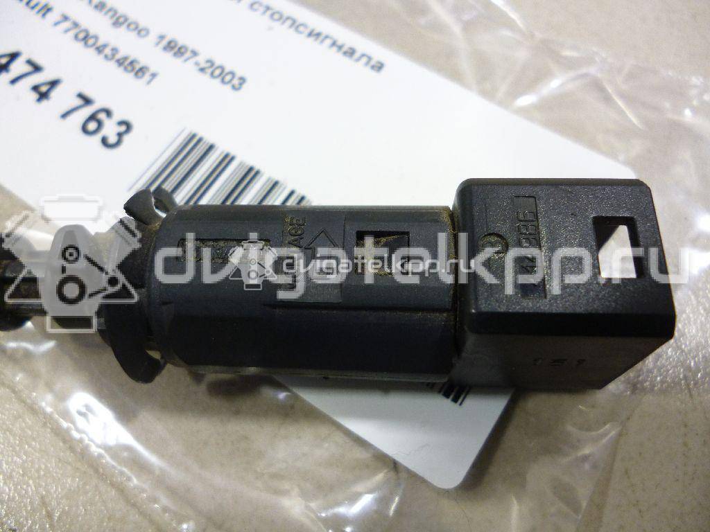 Фото Датчик включения стопсигнала  7700434561 для Renault Thalia 2 / Vel Satis Bj0 / Megane / Trafic / Master {forloop.counter}}