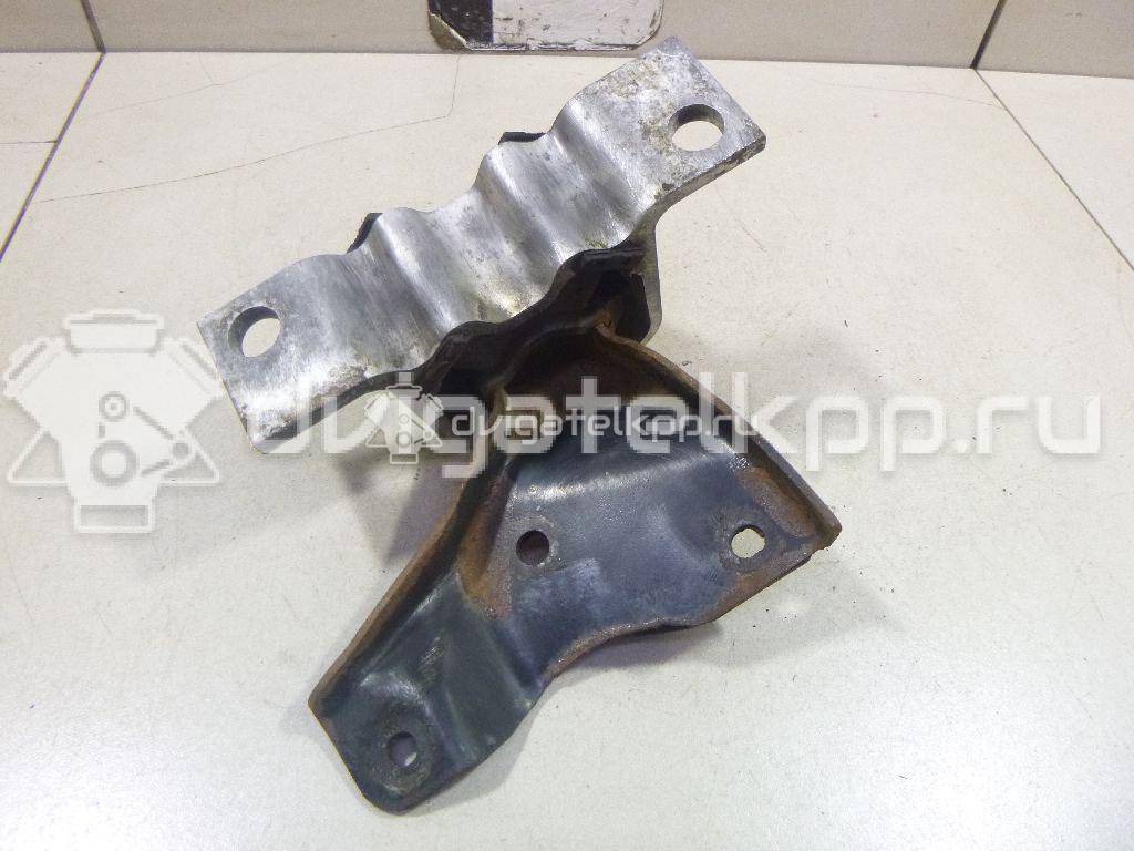 Фото Опора двигателя правая  8200204600 для Renault Sandero Stepway / Logan {forloop.counter}}