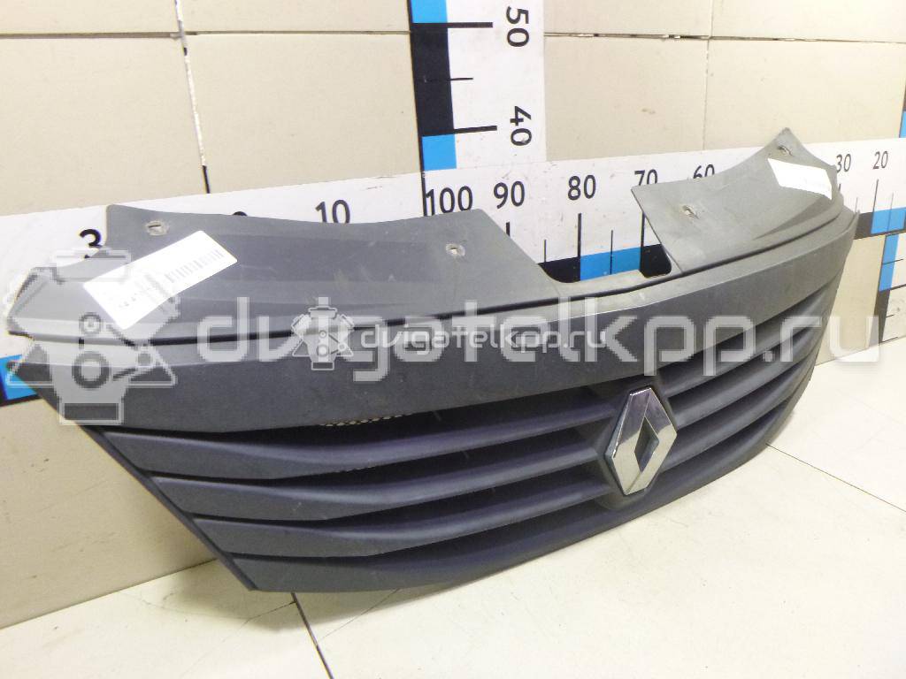 Фото Решетка радиатора  8200752748 для Renault Logan {forloop.counter}}