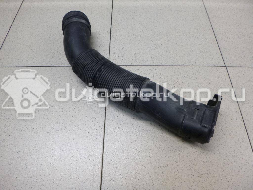 Фото Патрубок воздушного фильтра  6R0129618B для Volkswagen / Seat {forloop.counter}}