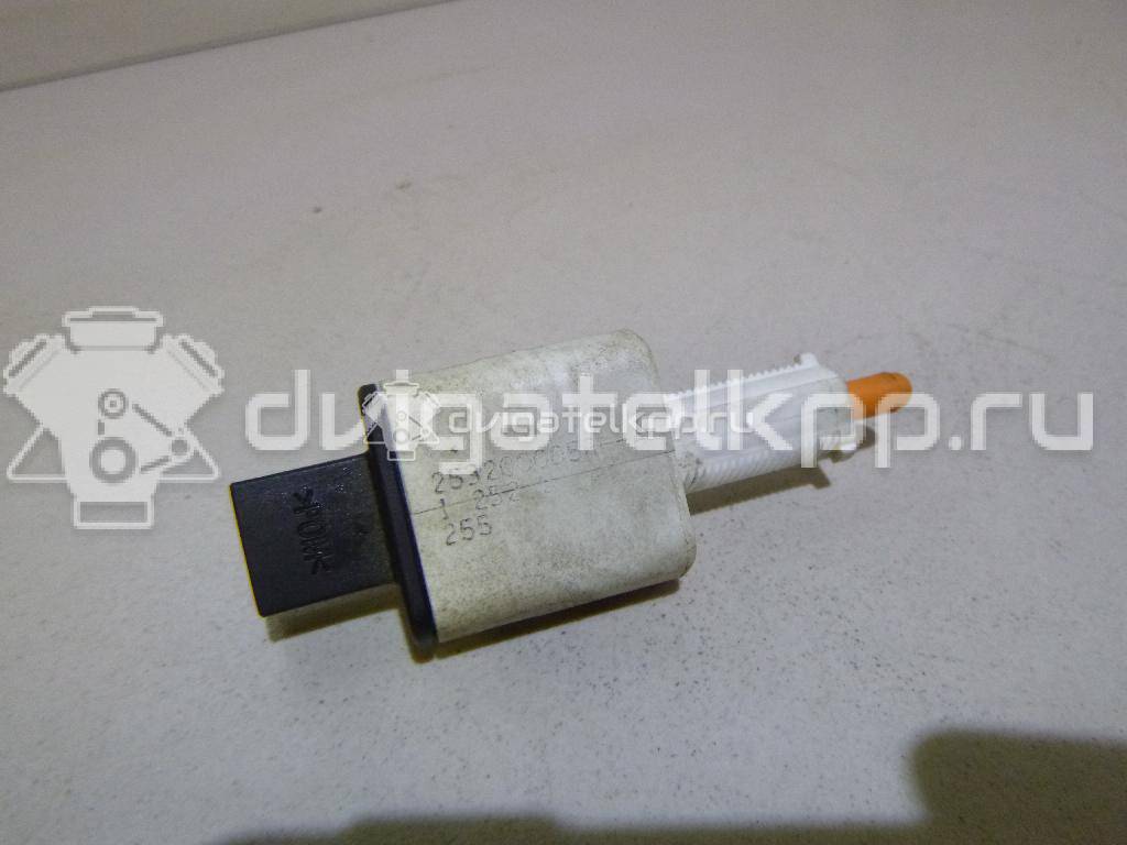 Фото Датчик включения стопсигнала  253200005R для Renault Grand / Scénic / Fluence L30 / Megane {forloop.counter}}