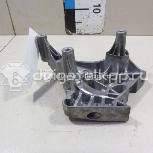 Фото Кронштейн опоры двигателя  06F199207Q для seat Altea
