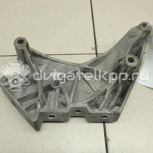 Фото Кронштейн двигателя правый  06J199207P для seat Altea