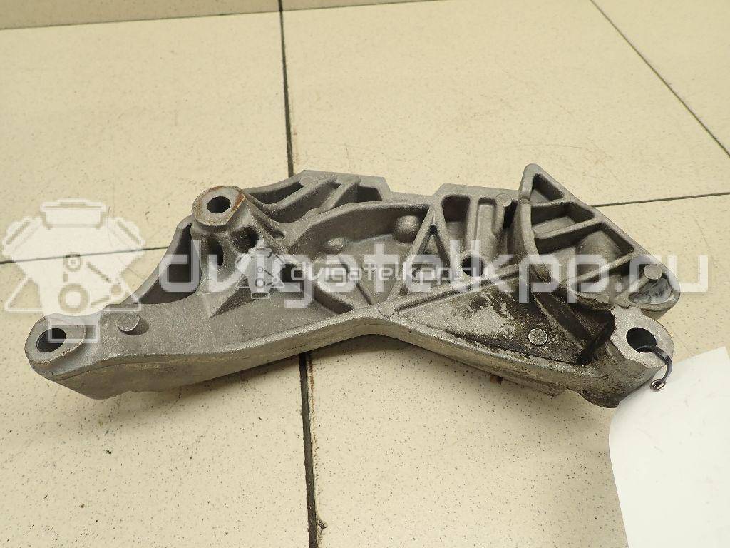 Фото Кронштейн двигателя правый  06J199207P для seat Altea {forloop.counter}}