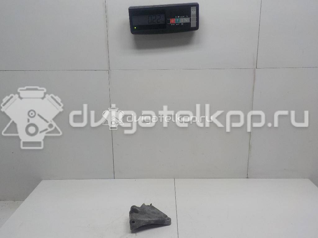 Фото Кронштейн генератора  047903143L для Skoda Fabia {forloop.counter}}