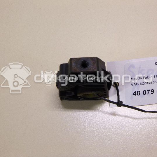 Фото Кронштейн радиатора  6Q0121367A для Seat Ibiza / Cordoba