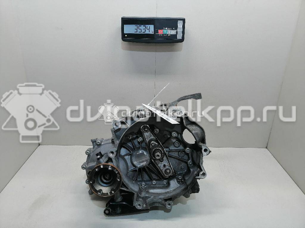 Фото Контрактная (б/у) МКПП для Skoda / Volkswagen 105 л.с 16V 1.6 л CFNA бензин 02T300049M {forloop.counter}}