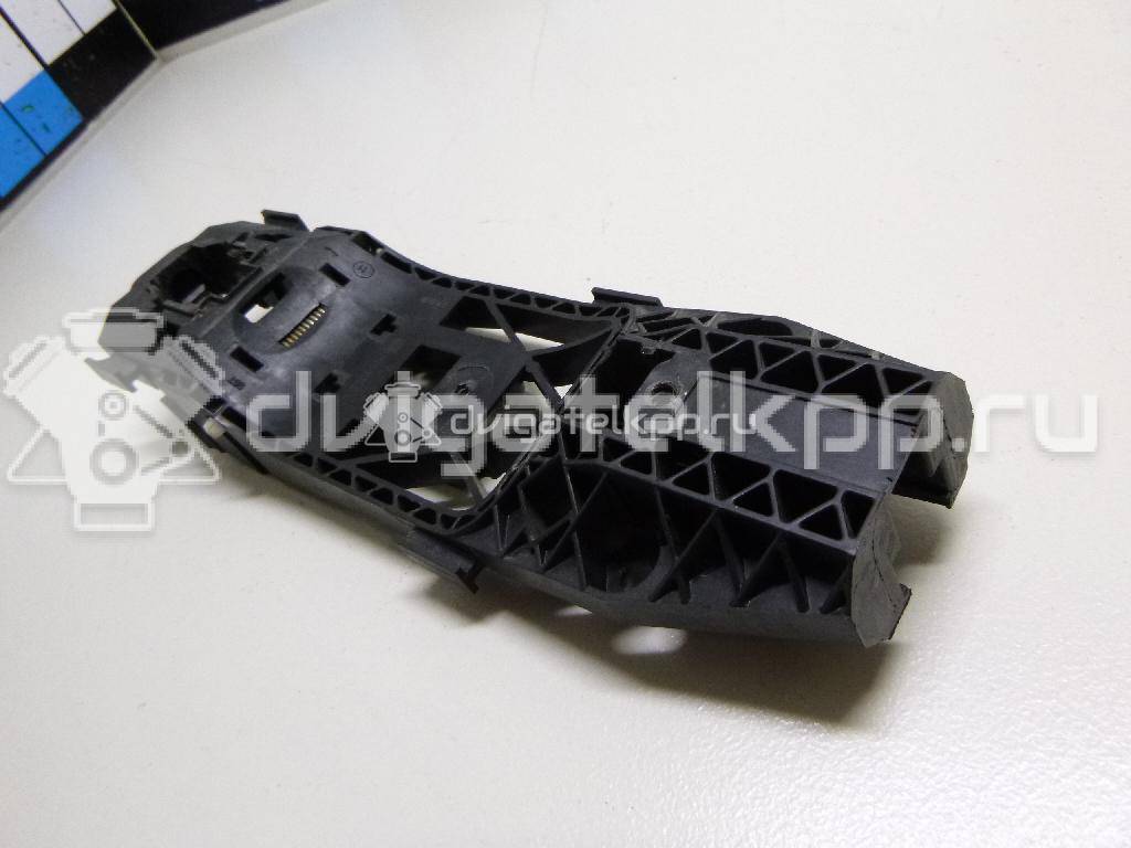 Фото Кронштейн ручки  5N0839885H для seat Leon (5F) {forloop.counter}}