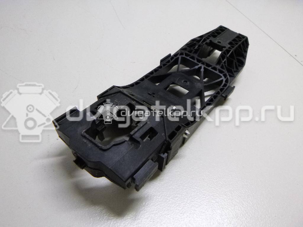 Фото Кронштейн ручки  5N0839885H для seat Leon (5F) {forloop.counter}}