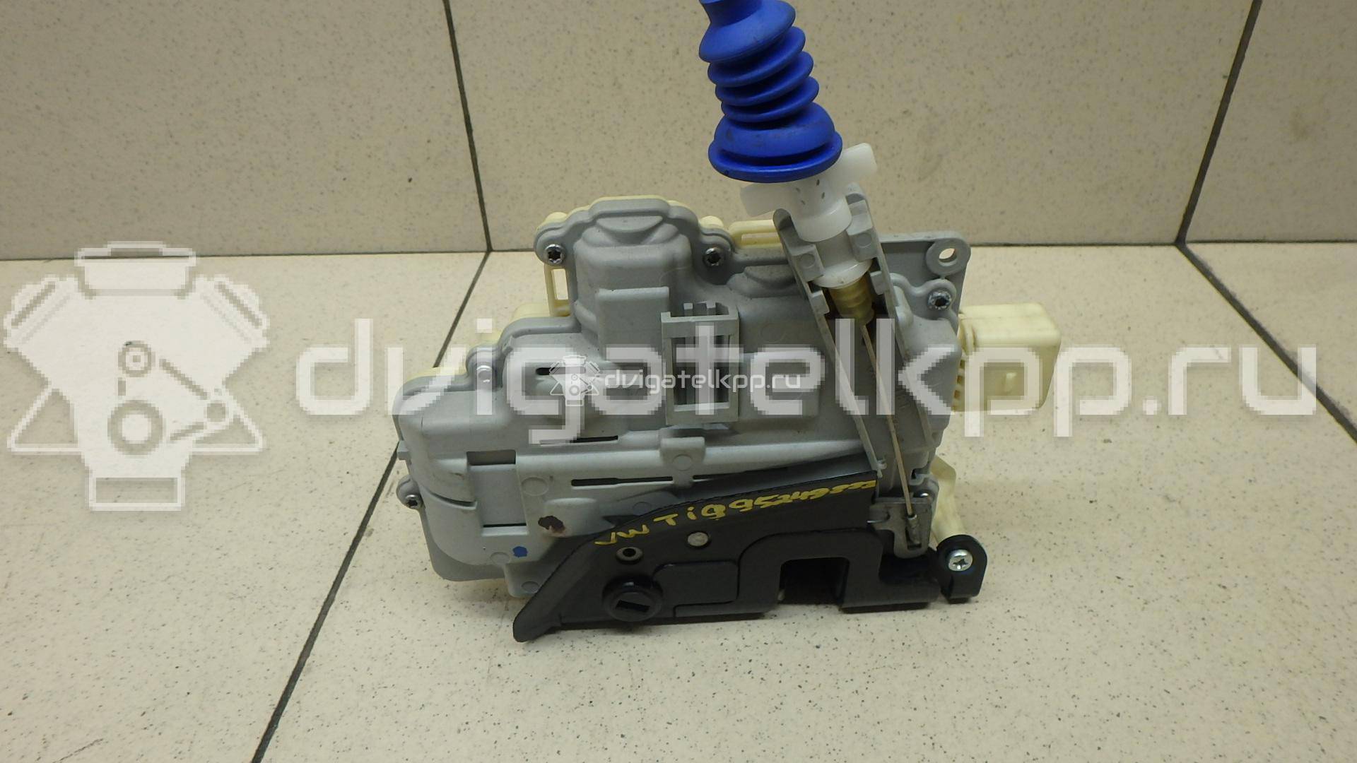 Фото Замок двери задней левой  3C4839015A для seat Ibiza V {forloop.counter}}