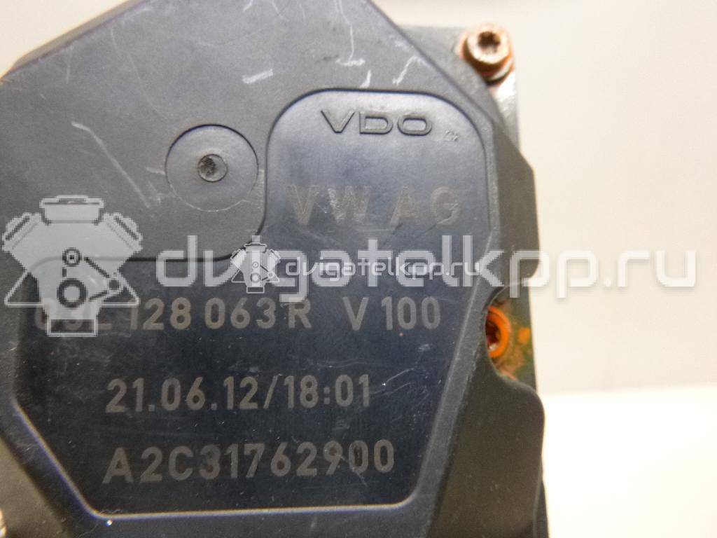 Фото Заслонка дроссельная электрическая  03L128063R для Skoda Roomster 5J / Octaviaii 1Z3 / Yeti 5L / Fabia / Octavia {forloop.counter}}