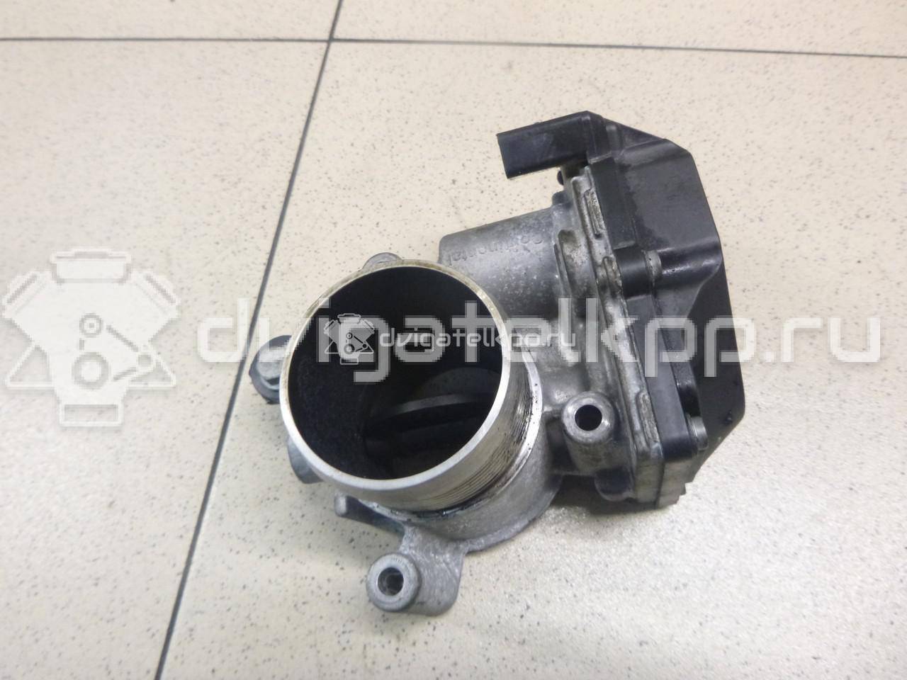 Фото Заслонка дроссельная электрическая  03L128063AC для Skoda Roomster 5J / Octaviaii 1Z3 / Yeti 5L / Fabia / Octavia {forloop.counter}}