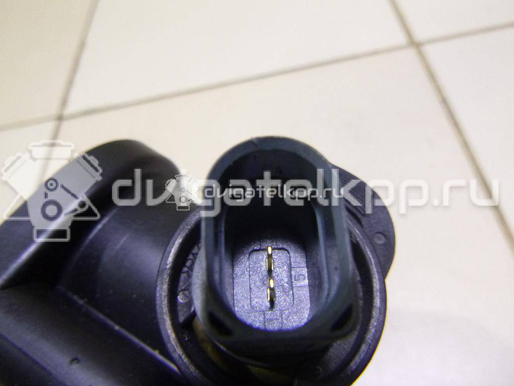 Фото Кнопка открывания багажника  038121132G для Skoda Roomster 5J / Fabia / Octavia / Octaviaii 1Z3 {forloop.counter}}