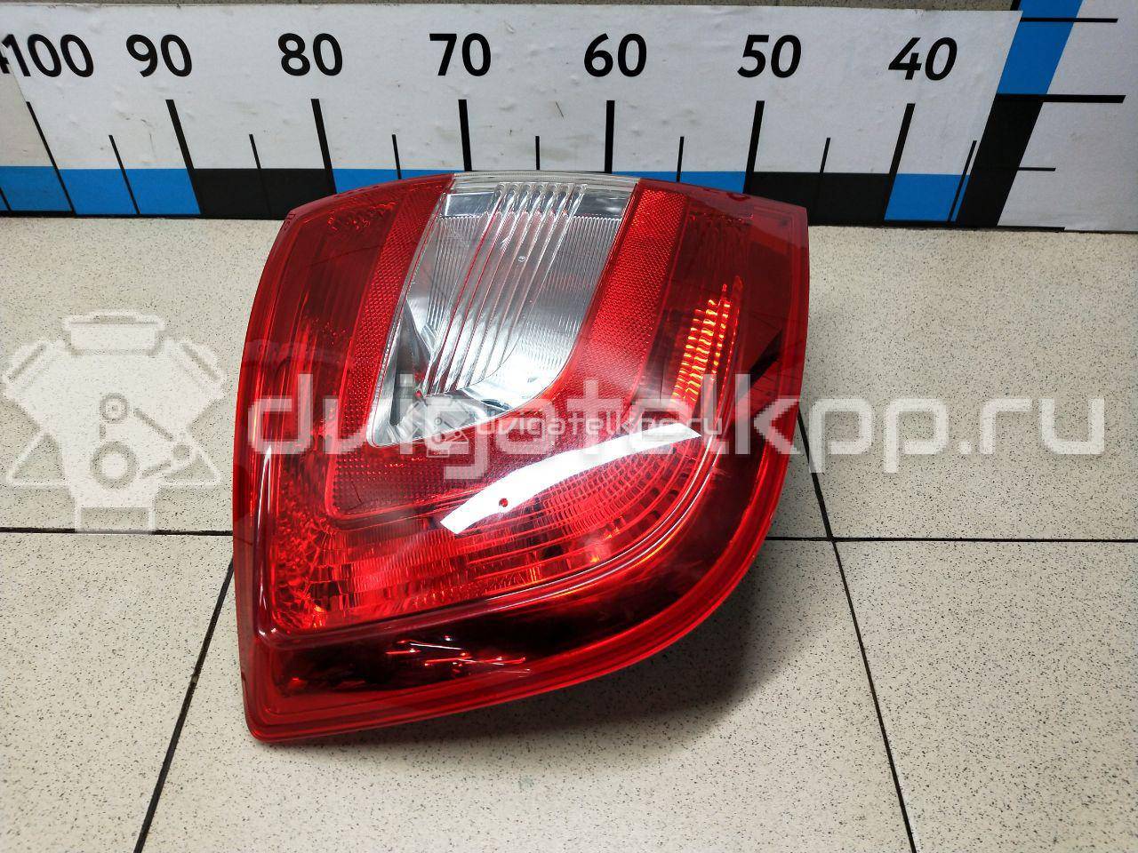 Фото Фонарь задний левый  5JH945111 для Skoda Rapid {forloop.counter}}