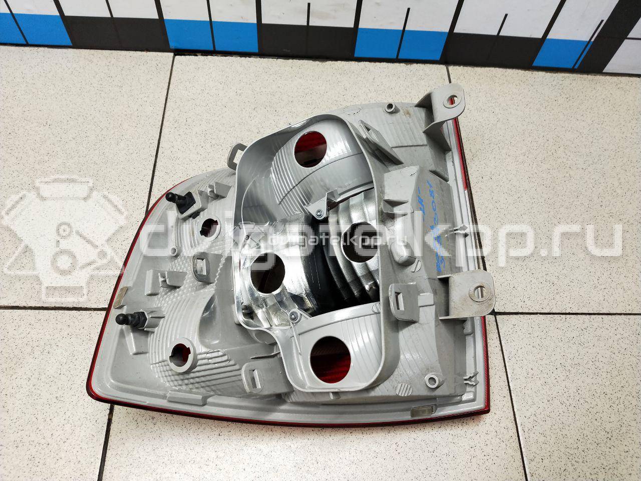Фото Фонарь задний левый  5JH945111 для Skoda Rapid {forloop.counter}}