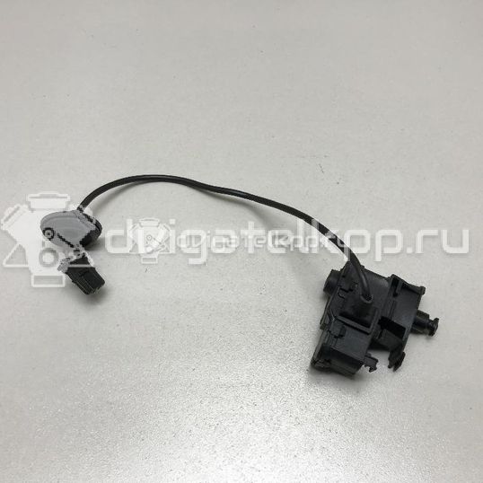 Фото Активатор замка крышки бензобака  5C6810773H для Skoda Rapid