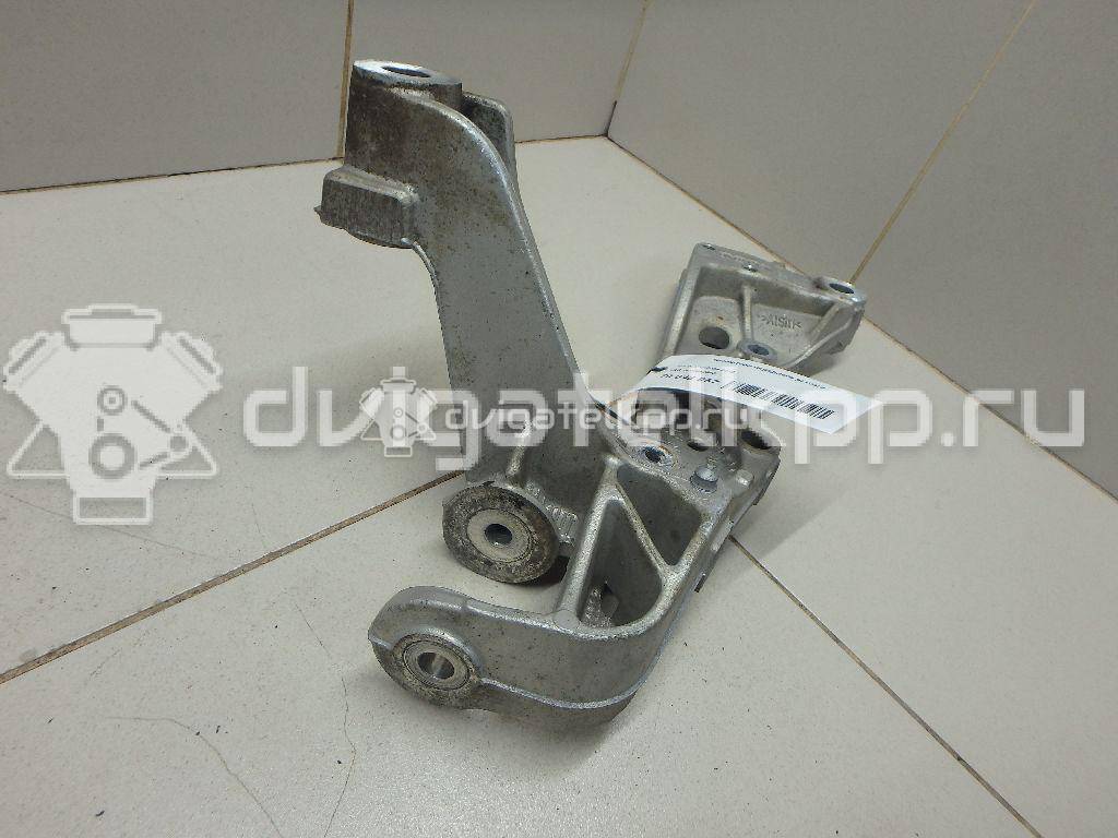 Фото Кронштейн переднего рычага  1K0199296E для skoda Superb {forloop.counter}}