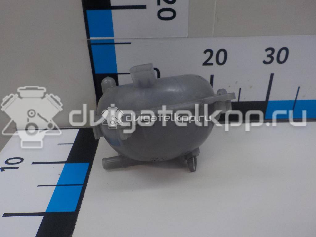 Фото Бачок расширительный  5Q0121407D для Skoda Fabia / Octavia / Superb / Yeti 5L {forloop.counter}}