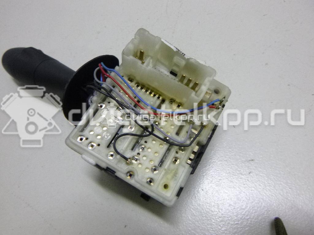 Фото Переключатель стеклоочистителей  8201168016 для skoda Yeti {forloop.counter}}