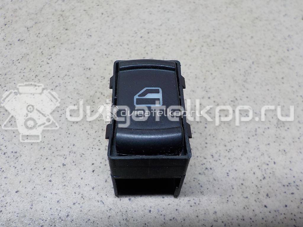 Фото Кнопка стеклоподъемника  3B0959855B01C для Volkswagen Bora / Passat / Golf {forloop.counter}}