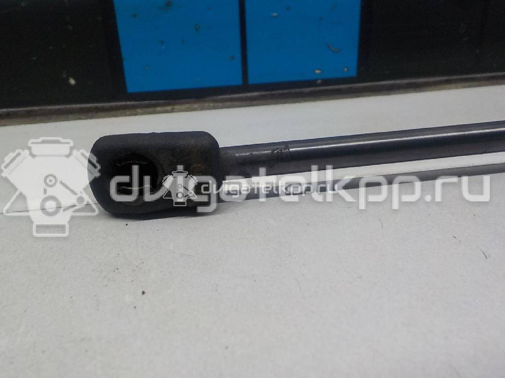 Фото Амортизатор капота  1K0823359A для Volkswagen Jetta / Golf {forloop.counter}}