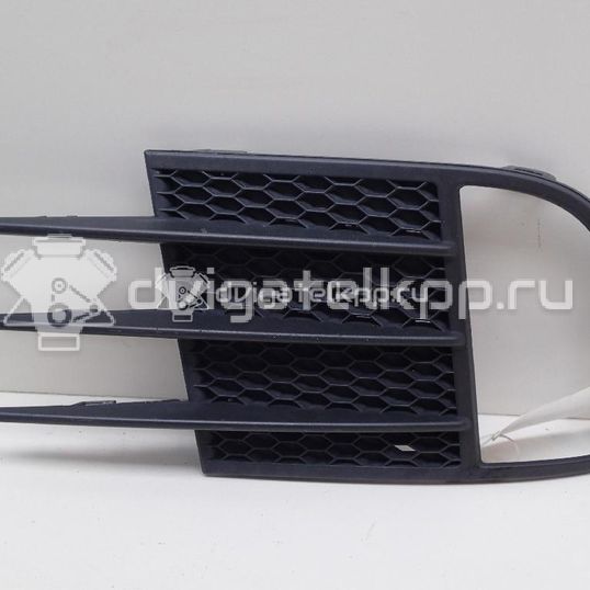 Фото Решетка в бампер правая  5K0853666C9B9 для Volkswagen Jetta / Golf