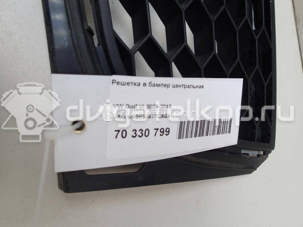 Фото Решетка в бампер центральная  5K0853677C9B9 для Volkswagen Golf {forloop.counter}}