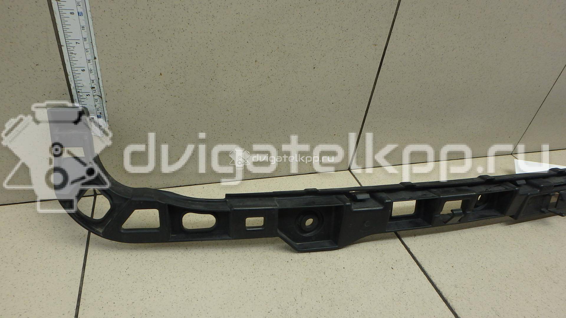 Фото Направляющая заднего бампера  5K6807863 для Volkswagen Golf {forloop.counter}}