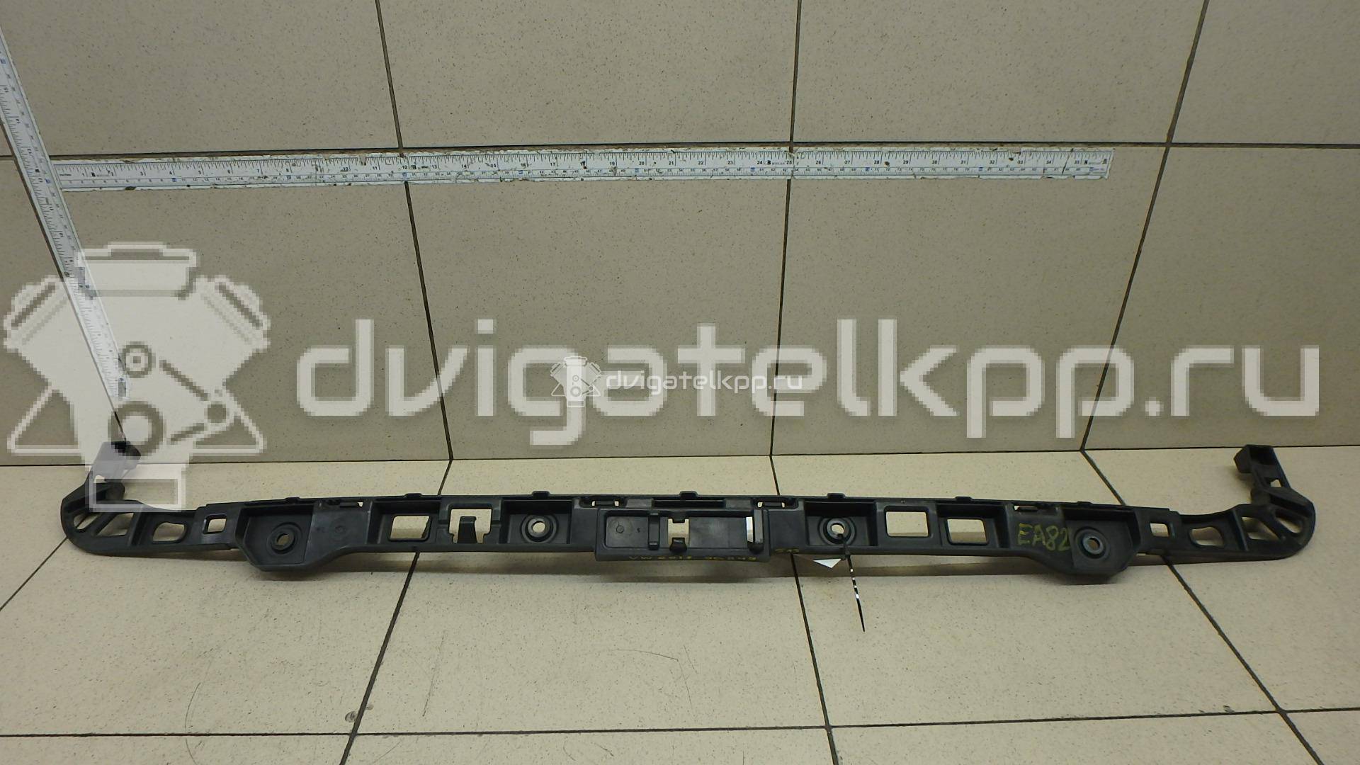 Фото Направляющая заднего бампера  5K6807863 для Volkswagen Golf {forloop.counter}}