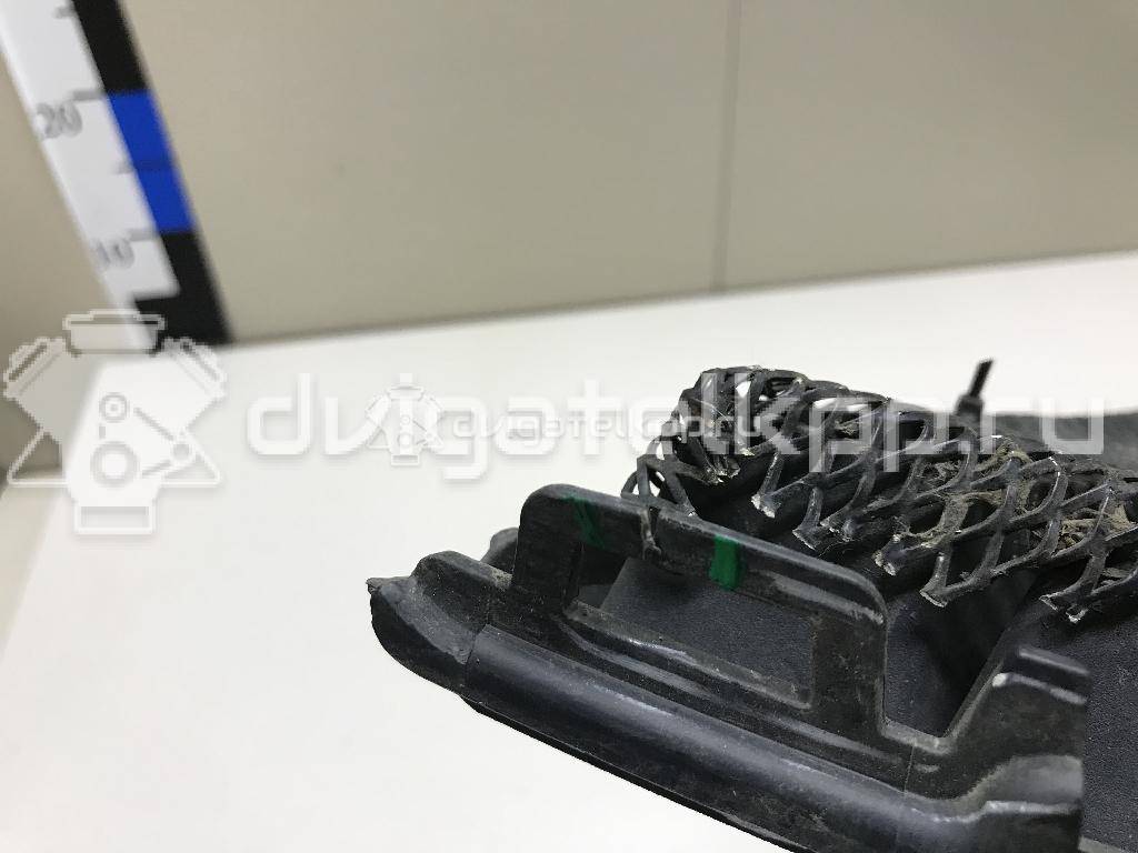 Фото Решетка в бампер центральная  5C68536779B9 для Volkswagen Jetta {forloop.counter}}