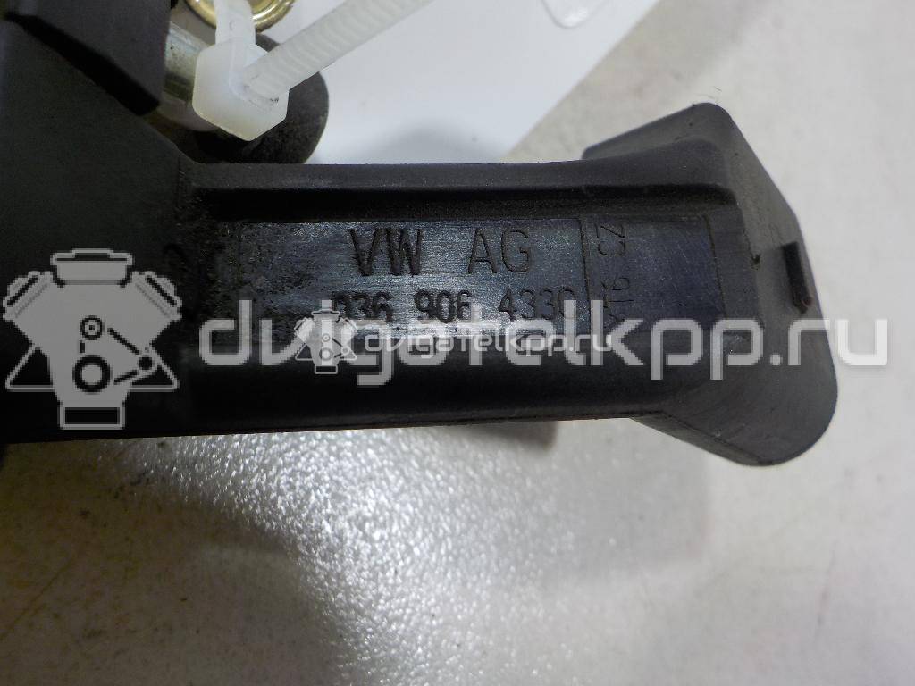 Фото Датчик положения коленвала  036906433C для Volkswagen Scirocco / Tiguan / Touran / Amarok S1B / New Beetle {forloop.counter}}