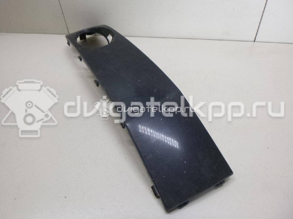 Фото Решетка в бампер правая  7E5807490DGRU для Volkswagen Transporter / Multivan {forloop.counter}}