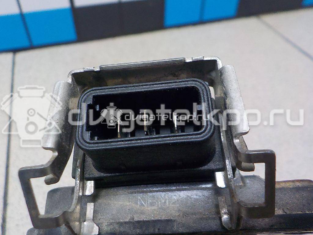 Фото Замок двери задней левой  058905105 для Volkswagen Scirocco / Tiguan / Touran / New Beetle / Bora {forloop.counter}}