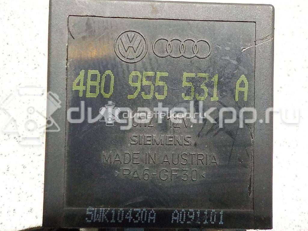 Фото Реле стеклоочистителей  4B0955531A для Volkswagen New Beetle / Bora / Kaefer / Golf / Passat {forloop.counter}}