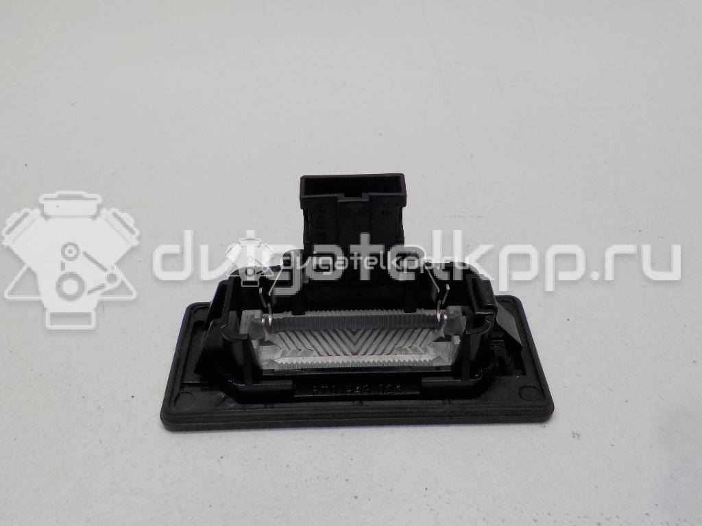 Фото Фонарь подсветки номера  8T0943021 для vw Passat [B6] {forloop.counter}}