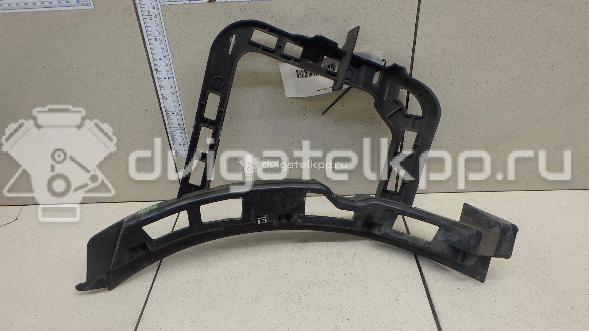 Фото Кронштейн заднего бампера правый  3AF807378 для vw Passat [B7] {forloop.counter}}