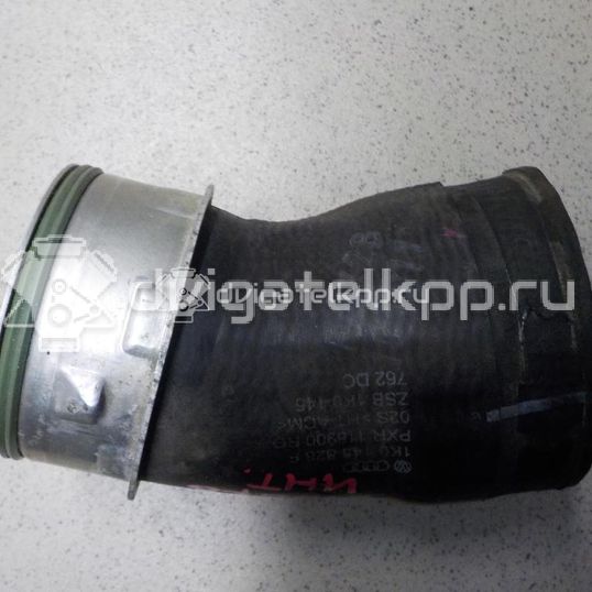 Фото Патрубок интеркулера  1K0145828F для Skoda Octavia / Yeti 5L / Octaviaii 1Z3 / Superb