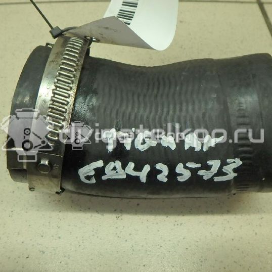 Фото Патрубок интеркулера  5N0145828E для Skoda Octavia / Yeti 5L / Octaviaii 1Z3 / Superb