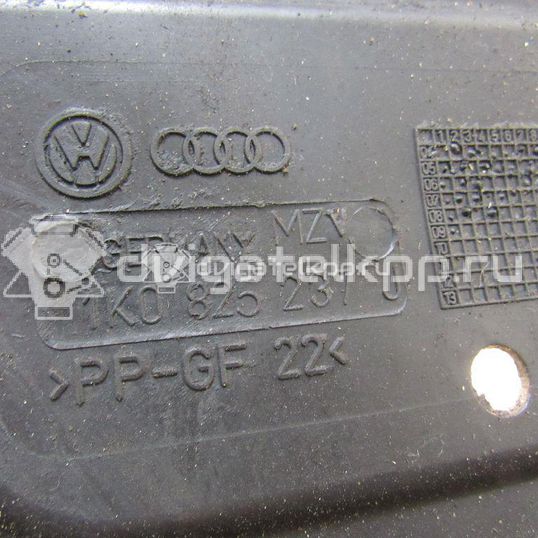 Фото Пыльник двигателя центральный  1K0825237J для Skoda Octavia / Yeti 5L / Octaviaii 1Z3 / Superb