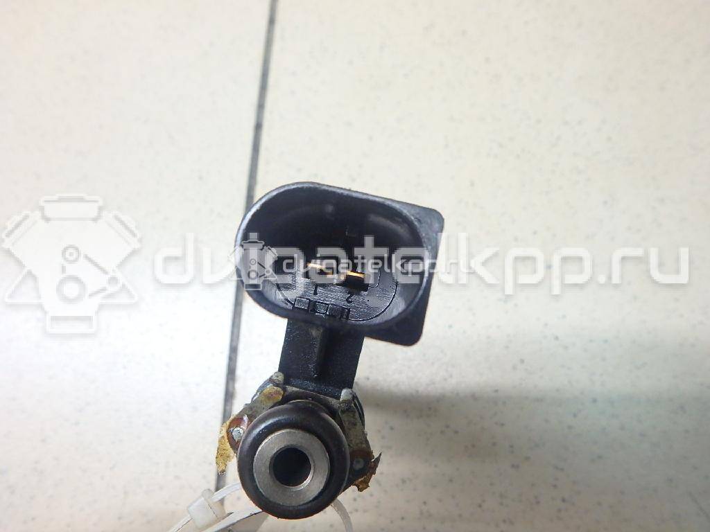 Фото Форсунка инжекторная электрическая  03C906036M для Skoda Octaviaii 1Z3 / Yeti 5L / Fabia / Octavia / Superb {forloop.counter}}