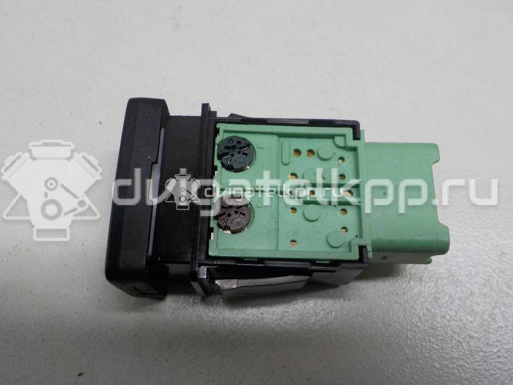 Фото Кнопка противотуманки  3727062ja0 для suzuki Swift {forloop.counter}}