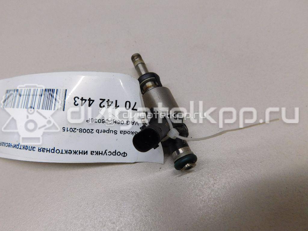 Фото Форсунка инжекторная электрическая  06H906036P для Skoda Octavia / Octaviaii 1Z3 / Superb {forloop.counter}}