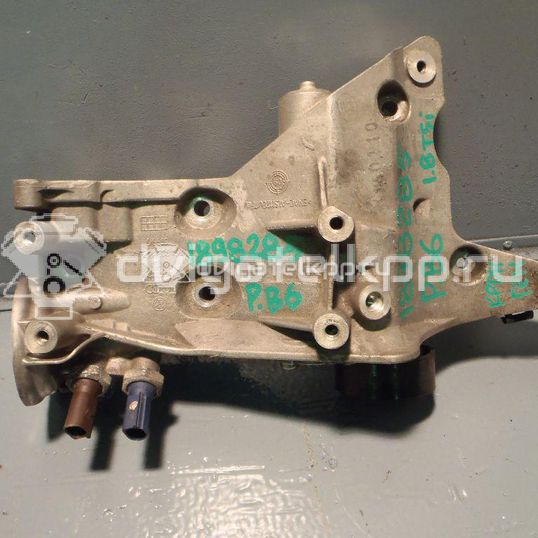 Фото Кронштейн генератора  06J903143AH для Skoda Octavia / Yeti 5L / Octaviaii 1Z3 / Superb