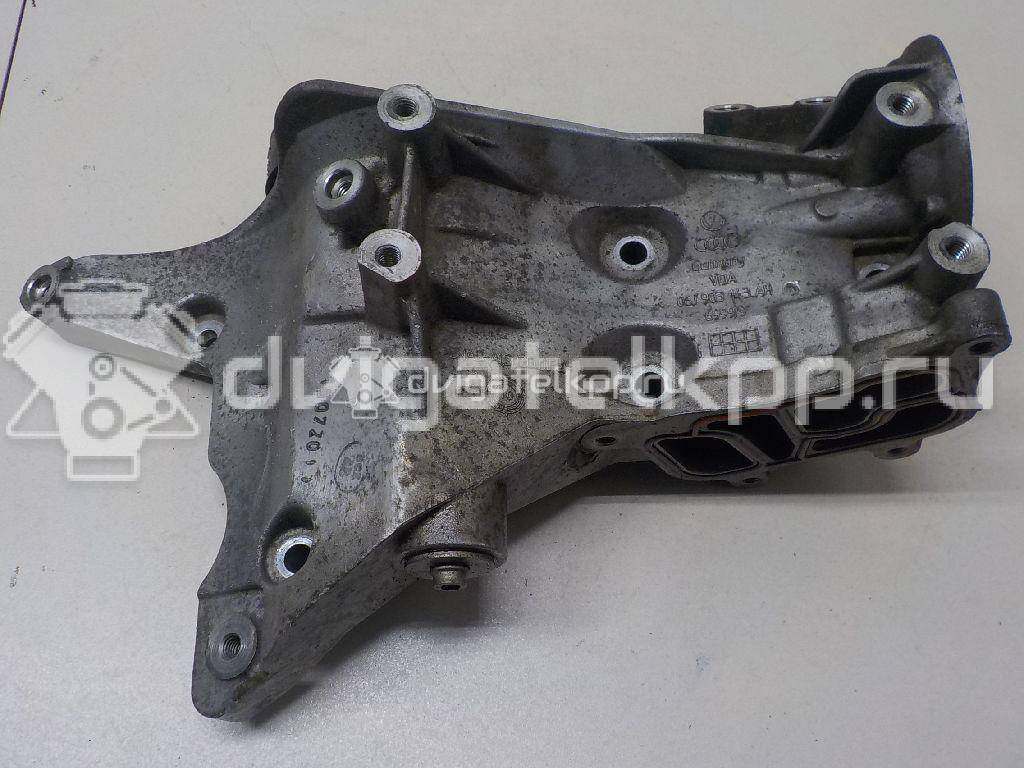 Фото Кронштейн генератора  06J903143AH для Skoda Octavia / Yeti 5L / Octaviaii 1Z3 / Superb {forloop.counter}}