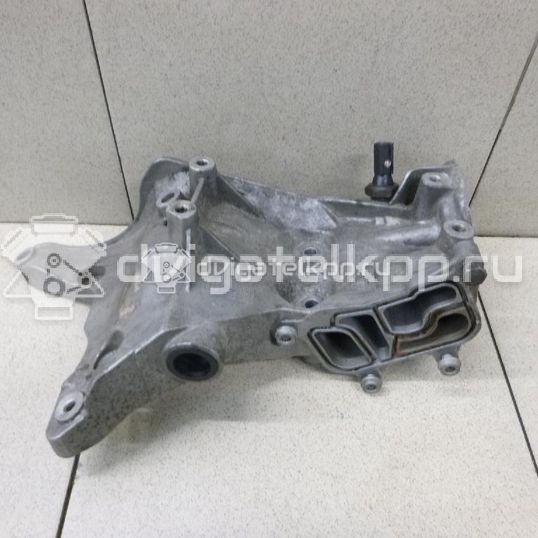 Фото Кронштейн генератора  06J903143AH для Skoda Octavia / Yeti 5L / Octaviaii 1Z3 / Superb