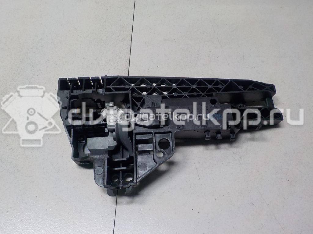 Фото Кронштейн ручки  8T0837885B для audi A1 {forloop.counter}}